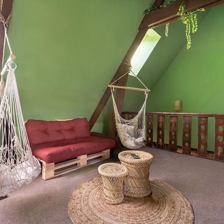 La Kabane , Appartement Proche Centre Et Plage Avec Experience Decoration Jungle Unique Льо Портел Екстериор снимка